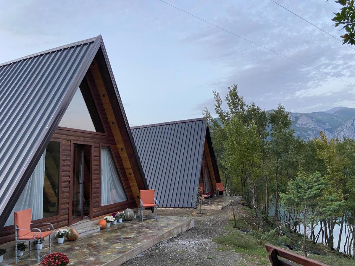 Agora Farmhouse Koman Exterior photo
